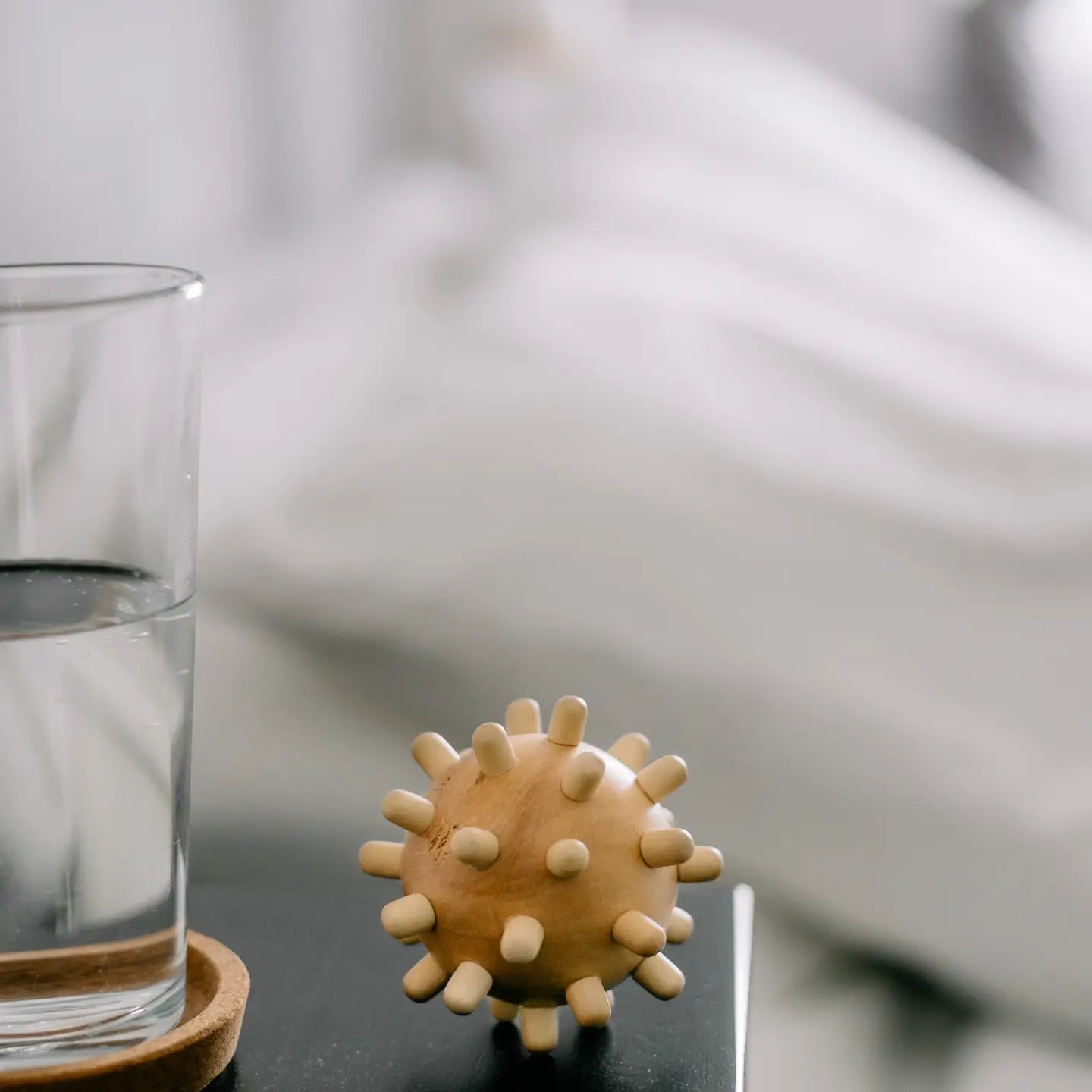 Masažna loptica za ruke i tijelo od drveta lotusa